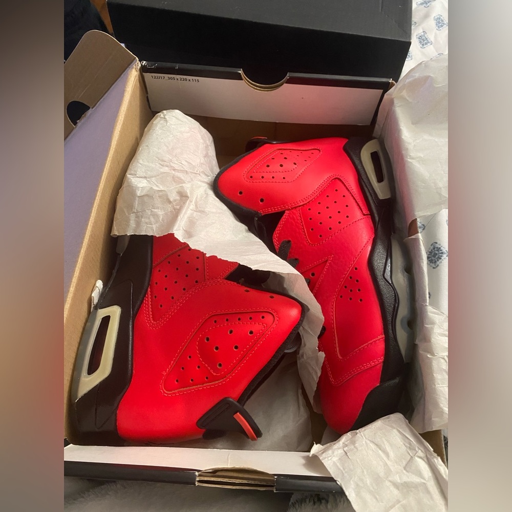 AIR JORDAN 6 RETRO 'INFRARED 23 (Toro)